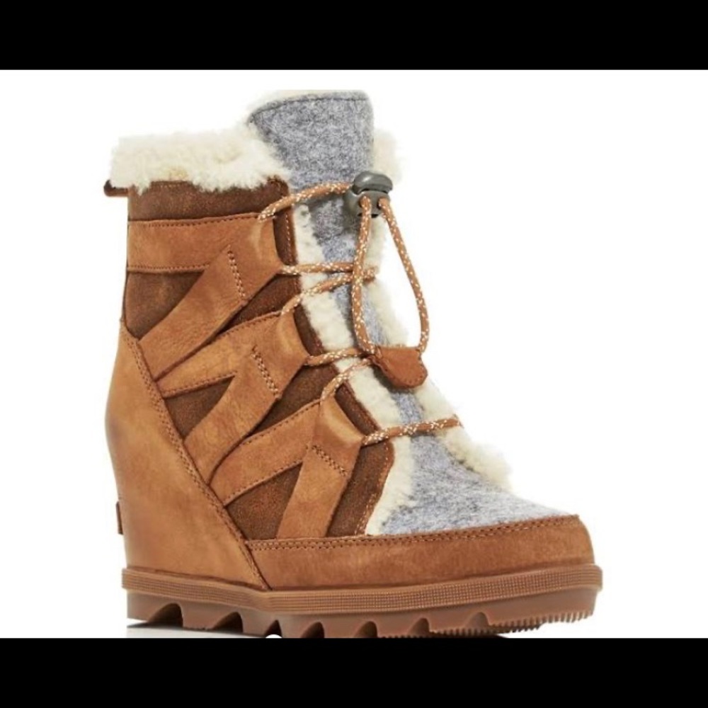 NWT Sorel Boots-Size 9